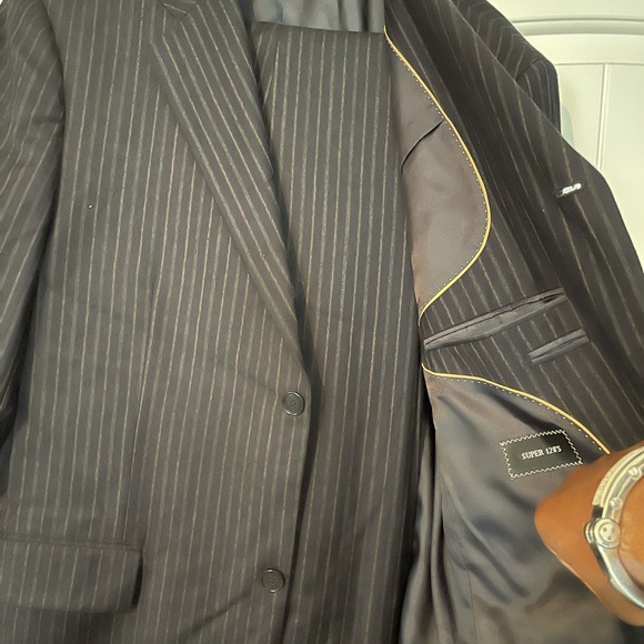 Gianni Uomo 2piece suit - Picture 2 of 4